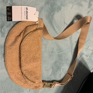 NWT Sherpa Brown Belt Bag
